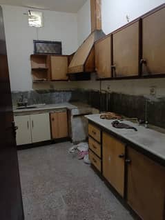 6 Marla Ground Portion For Rent (Shaheen Colony )