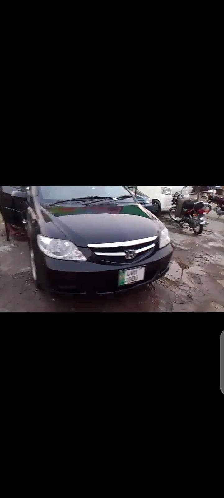 handa city model 2006 own my name good condition  call 03314876492 3