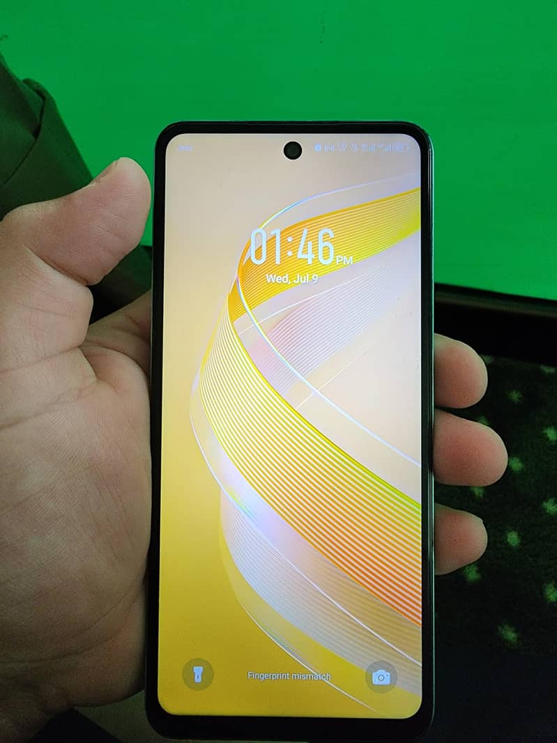 infinix smart 8 6/64 with box 6