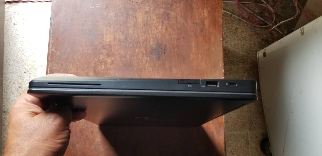 Dell Latitude 5580 Core i5 7th Gen  24 GB DDR4 256 GB SSD Display 15.6 6