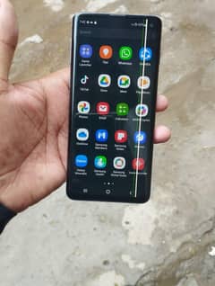 Samsung Galaxy S10 non pta panel per do linein bhi hain  9 & 10