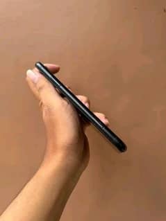 iPhone XR 128 Jv 85% battery Health Lush Condition