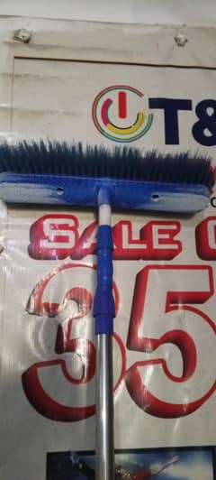 Solar cleaning brush with stainless steel rod 03334804778