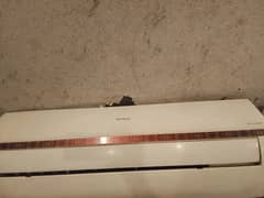 4 ac 2 ton DC inverter dawlance gree Orient