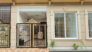 Prime Location Fort Villas House For sale Sized 785 Square Feet