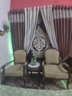 Sofa Chair wd Round table
