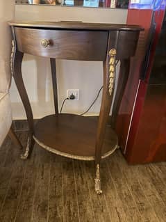 table / side table / pure wooden / branded corner table / furniture