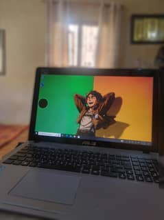 10/9 CONDITION WITH TOUCHED SCREEN