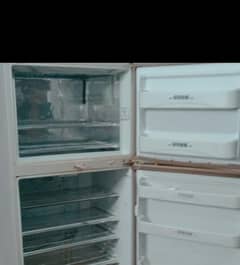 Dawlance Signature full size fridge is for sell