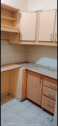 Flat For Rent 2 bed dd Johar Blk 13