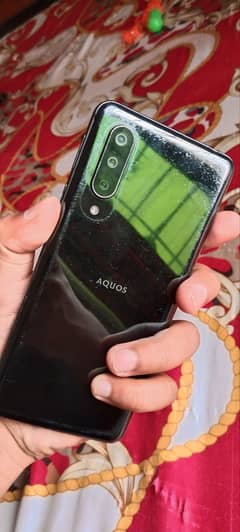 Aquos zero 5g