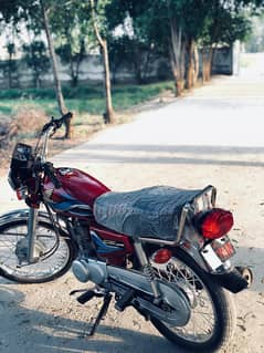 UNIQUE 125