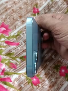 iphone 14 plus 128 GB Factory Unlock.