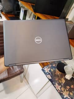 Dell Latitude 5480  { i5 7th Gen }