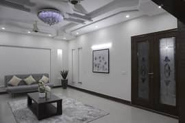 Upper Portion Of 1 Kanal House Fully Furnished On 80 Feet Main Road
