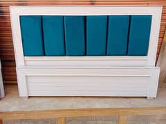 bed / double bed / king size bed / bed for sale / wooden bed
