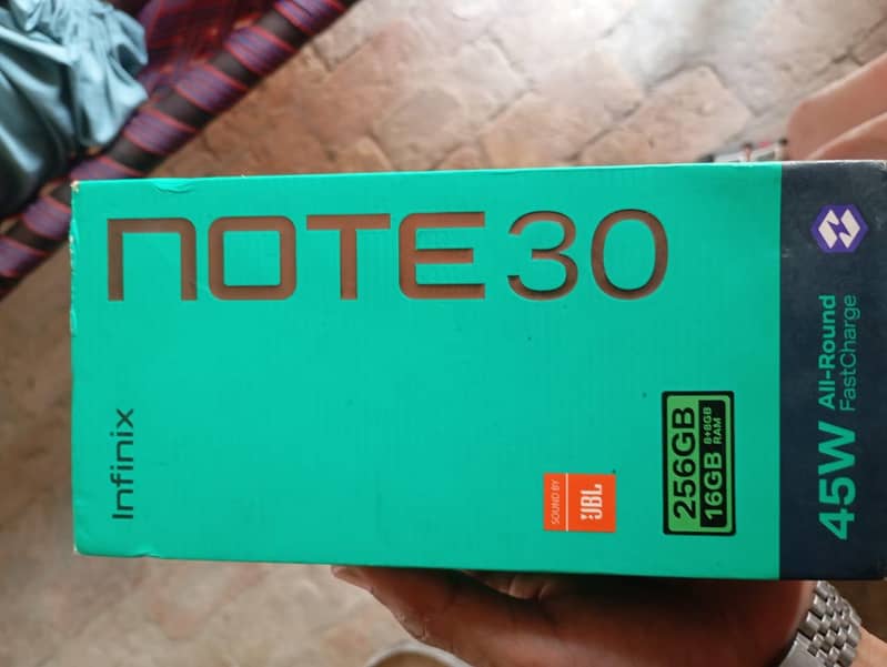 Infinix not 30 non PTA 8+8/256gb/full box condition 10/10 3