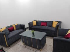 gray colre s9fa set good condition
