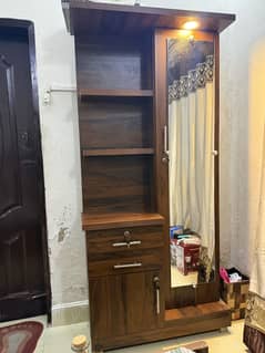 Bed room set available for urgent sale