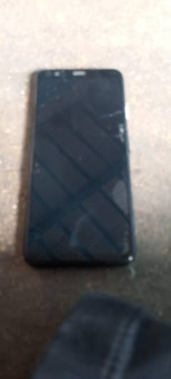 Google pixel 4 hai  4/64 hai battery behtreen hai