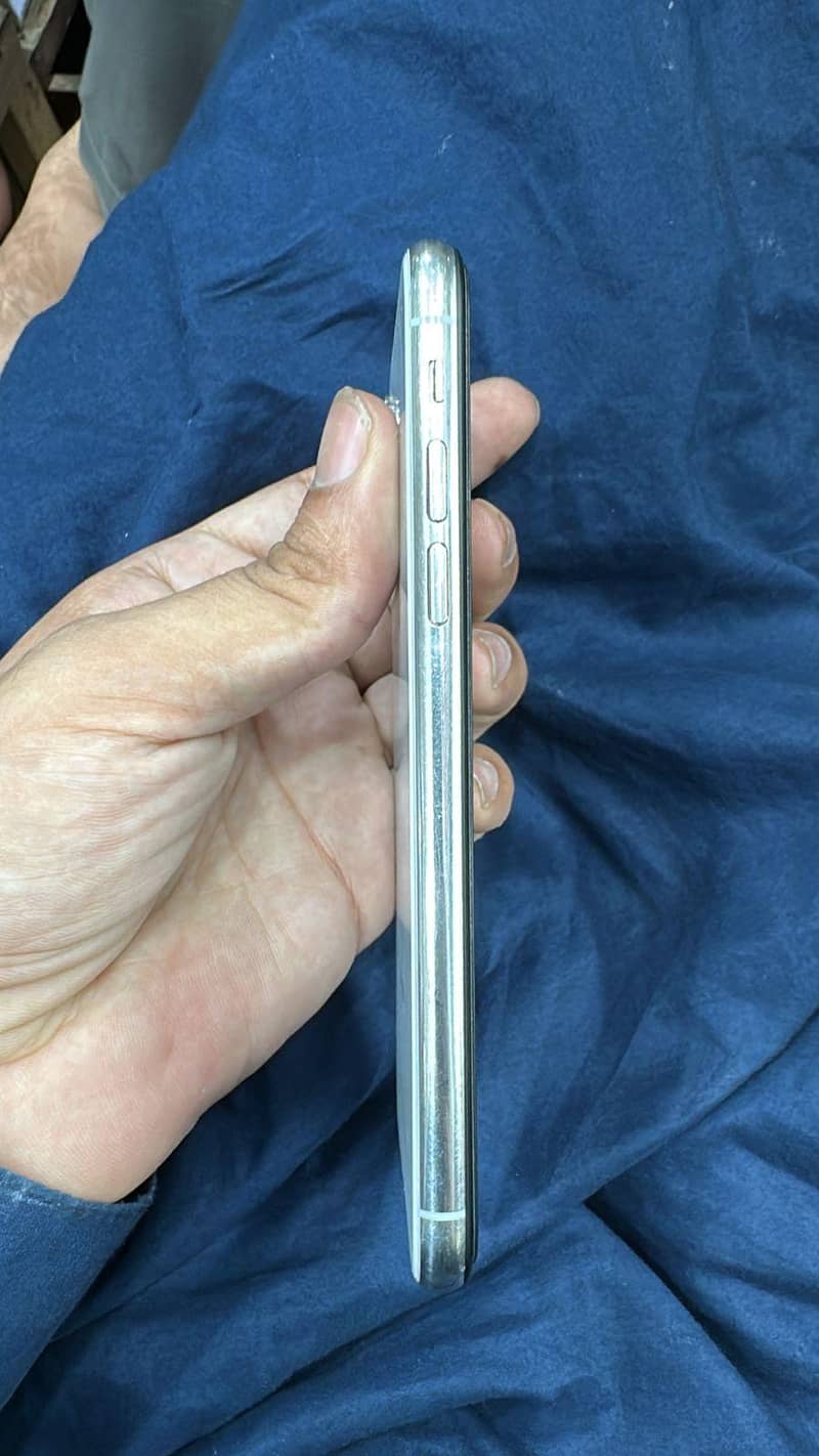 iphone X 256 gp bypass 4