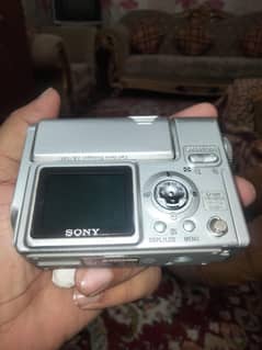 Sony DCEC _F77