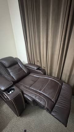 Home Theatre Sofa/Recliner