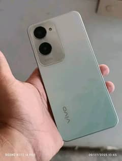Vivo Y18