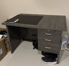 Sturdy workstation for sale in LHR