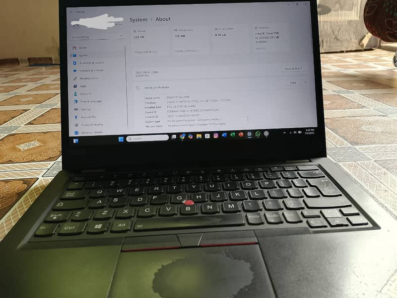 Laptop: LENOVO - THINKPAD , Processor:Intel Core i5 , 10th Generation. 4