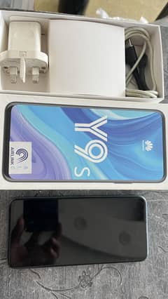 Huawei Y9s 6/128 used back scratch and panel line on the top of mobile