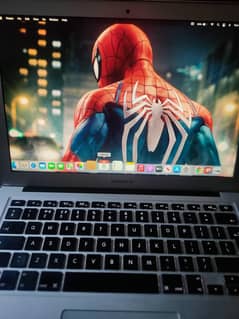 APPLE MACBOOK Air 2014 1.5 gb graphic card
