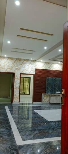 10 Marla Corner Facing Park House For Sale Nashman Iqbal Phase 2 Near College Road