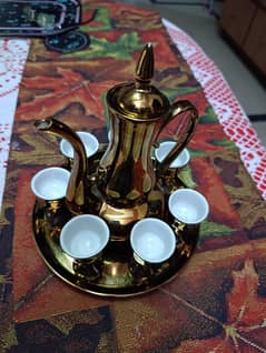 Mini Kawa Set. 7 small cups, 1 pot and Tray. .