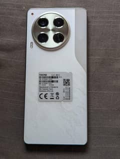 Tecno Camon 30