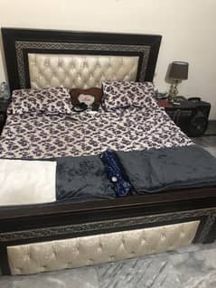 Bed without metarce