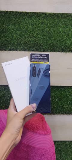 Sony Xperia 5 , 5 Mark II, 5 Mark III, 5 Mark 4, One Mark IV, XZ3 . . . .