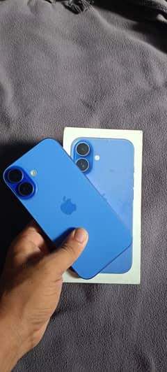 Apple iPhone 16