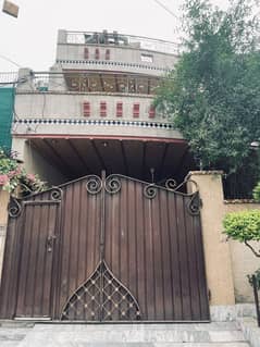 Ideal 8 Marla House has landed on market in Samanabad, Samanabad