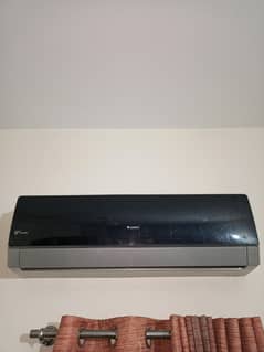 Gree DC inverter 1 ton heat and cool,