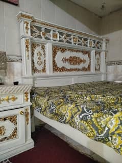 double bed two side tables