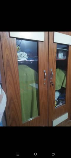 divider 6 month used. 03102041675 what's app nmbr is pr rabta karen.