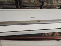 Gree AC Invertor