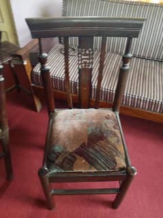 Salam , we are selling 6 dining chairs 