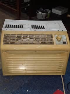 window  ac 0.5 ton