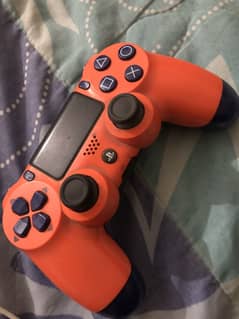 Ps4   Original controller from dubai 5 month use