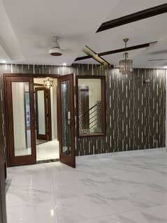 8 MARLA BEAUTIFUL HOUSE AVAIL FOR RENT IN DHA RAHBER 11 SECTOR 1