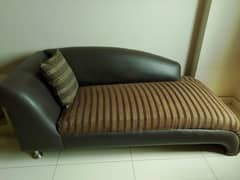 Classy Sofa Set For sale