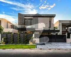 1 Kanal Luxurious Upper Portion On Top Location For Rent in DHA Phase 5 Lahore