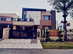 10 Marla House For Sale In DHA Phase 1 Lahore Prime Location, 4 Beds, Double Kitchen